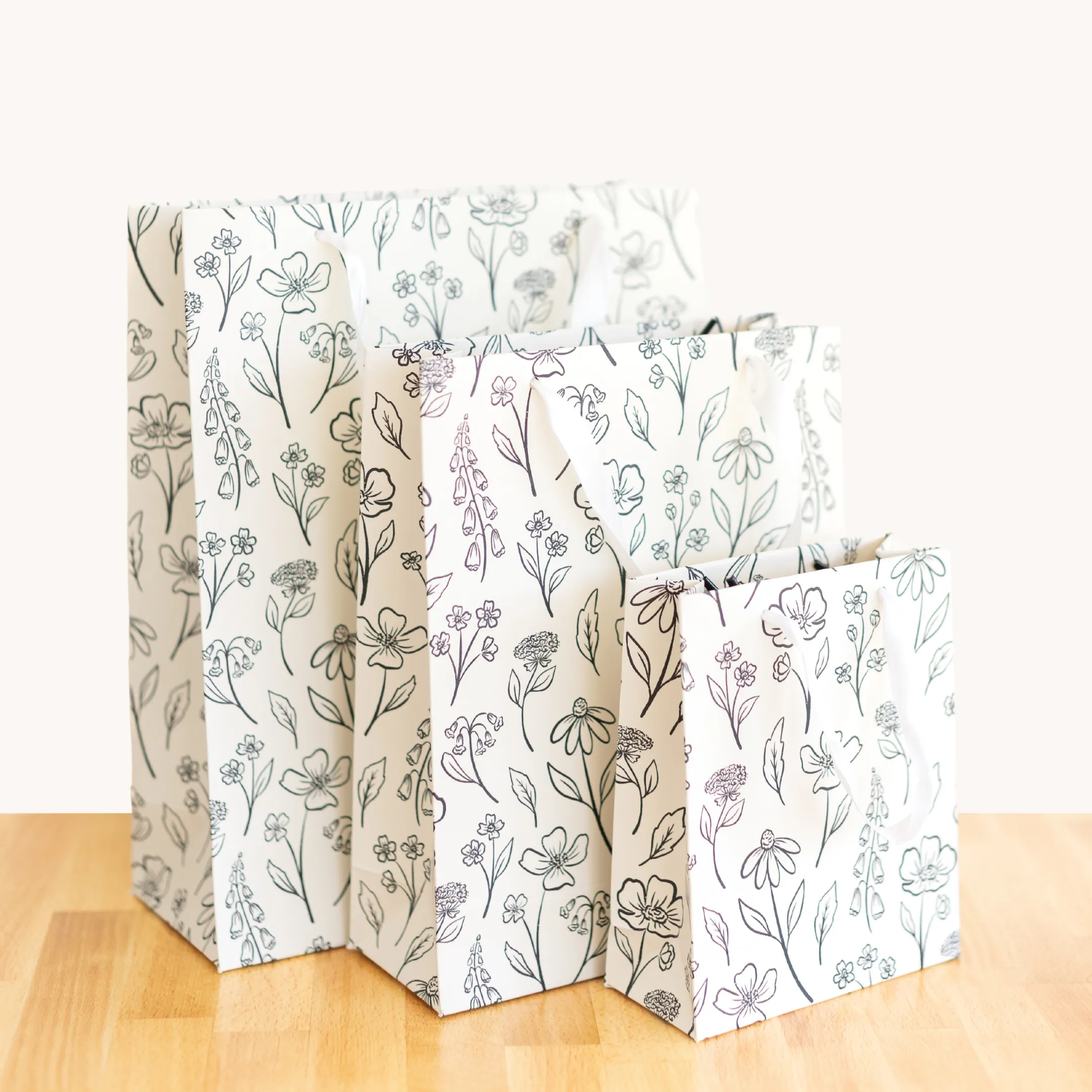 Ivory Pressed Floral Gift Bag