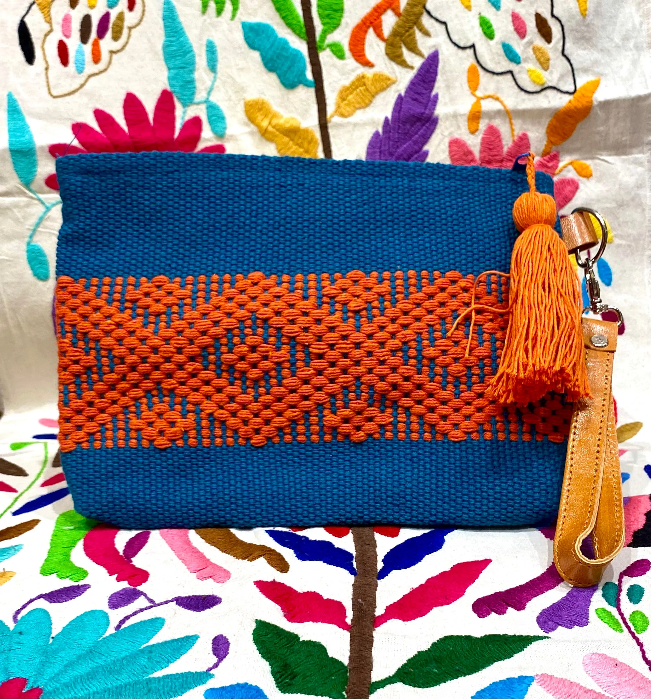 Jalieza "Carteron" Clutch