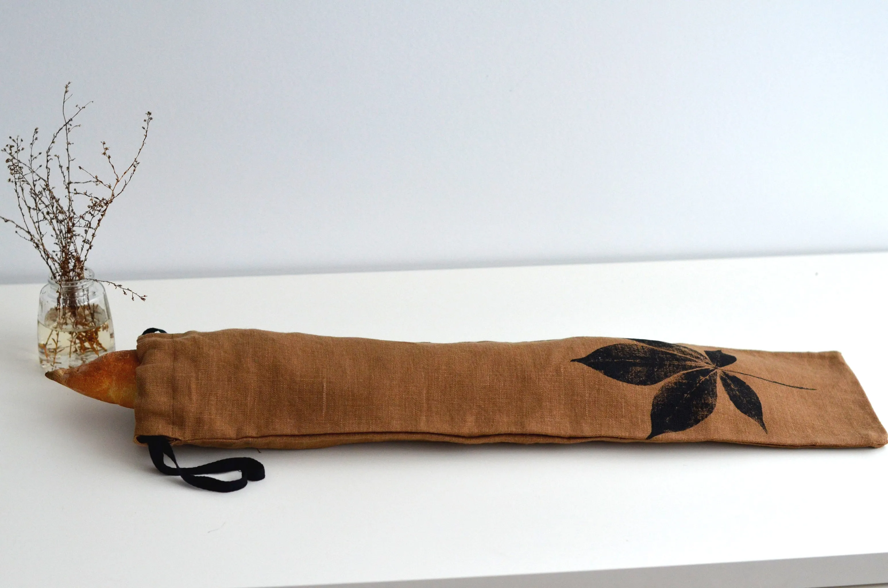 Linen Creeper Baguette Bag in Ginger